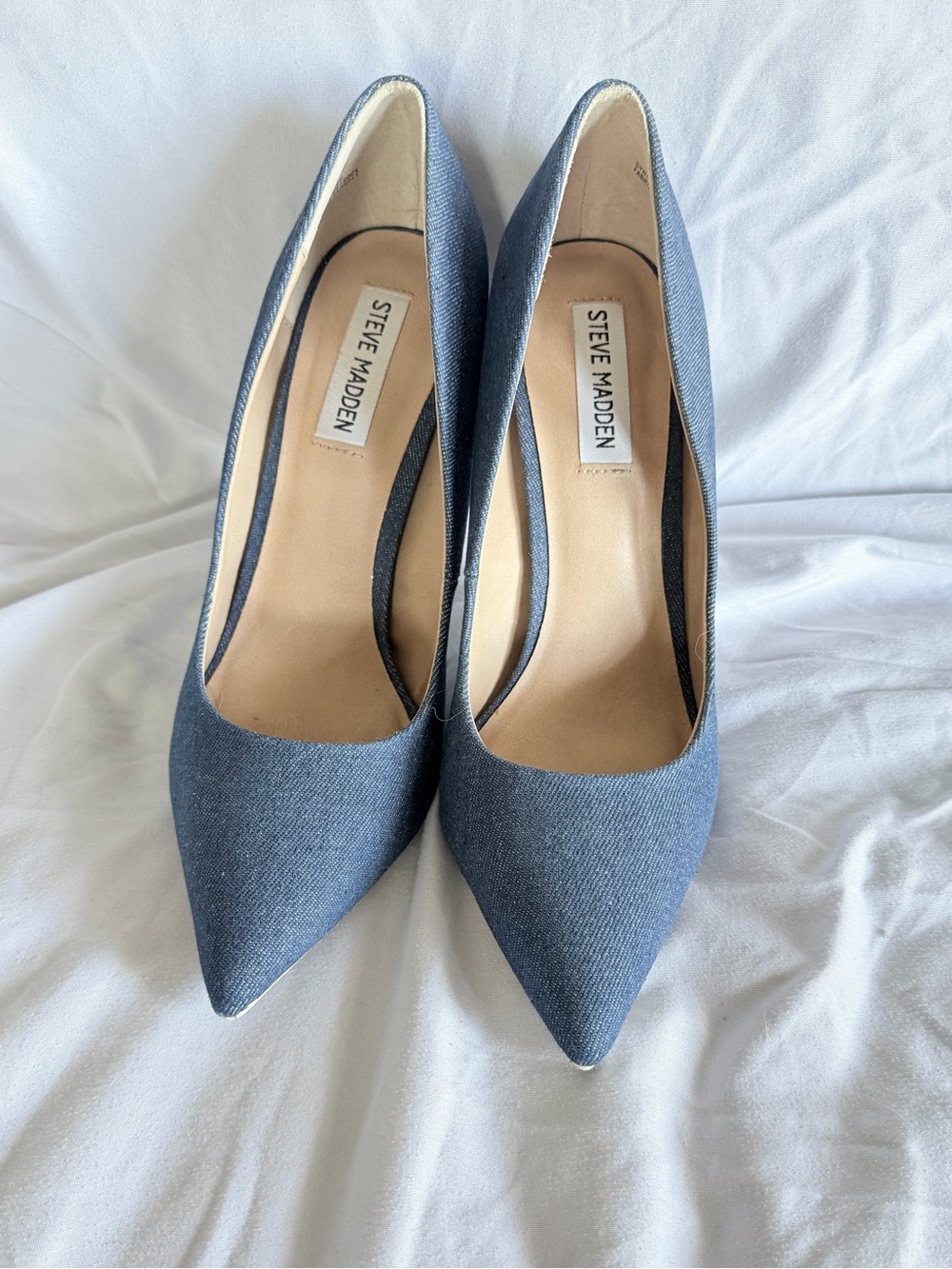 Steve Madden Denim-Look Pointed Toe Pumps in Blue